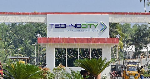 Technocity (File |EPS)