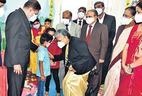 Chief Justice Abhay Shreeniwas Oka and Justice BV Nagarathna at the inaugural of a creche for children of judiciary staff and Bar members | Nagaraja Gadekal