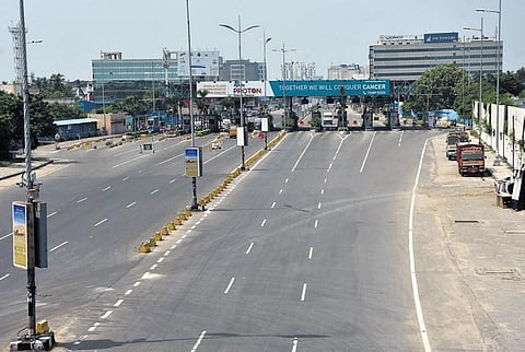 A view of the tollgate at Thoraipakkam, which is among the four on OMR to be shut. Its closure has come as a huge relief for residents living nearby | Ashwin Prasath