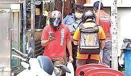 Adding to the crisis faced by restaurants, officials are not allowing food delivery executives deliver food in areas under triple lockdown | Express