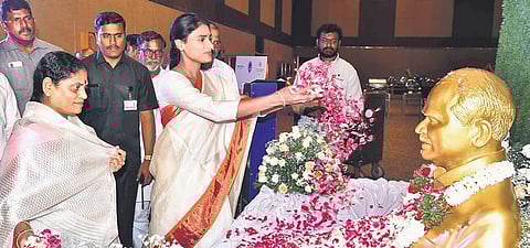 YSRTP chief YS Sharmila and her mother YS Vijayamma pay tributes to the bust of YS Rajasekhara Reddy on his 12th death anniversary on Thursday. (Photo | Vinay Madapu)