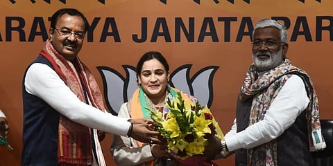 Samajwadi Party patriarch Mulayam Singh Yadav's daughter-in-law Aparna Yadav joins the BJP in presence of senior party leader Keshav Prasad Maurya in New Delhi. (Photo | Parveen Negi, EPS)