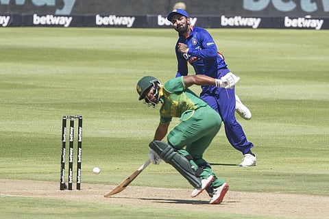 Indian Captain KL Rahul races to run Temba Bavuma out during the third ODI match between South Africa and India at Newlands. (Photo | AP)