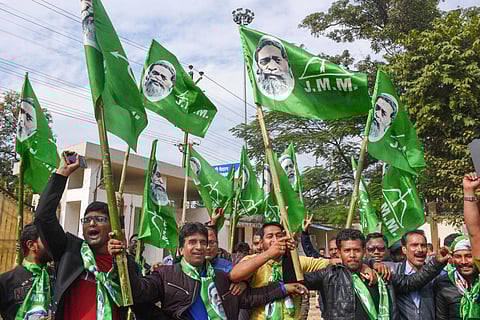 Jharkhand Mukti Morcha supporters (Photo | PTI)
