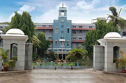 Christian Medical College, Vellore entrance | Pic courtesy: CMC