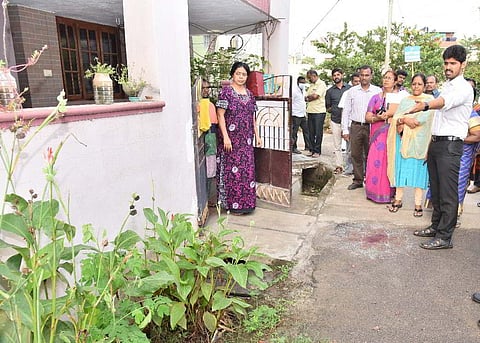 Demolish gates jutting into roads Coimbatore Corporation tells officials