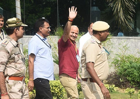 Delhi Deputy Chief Minister arrived at the CBI office. (Photo | EPS))