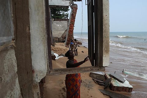Construct bait curve in Pillaichavady hamlet to stop coastal erosion, demand locals