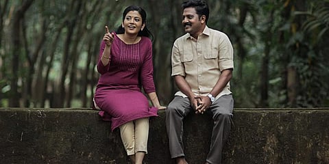 Sshivada and Sumesh Chandran in 'Javanum Mullapoovum'