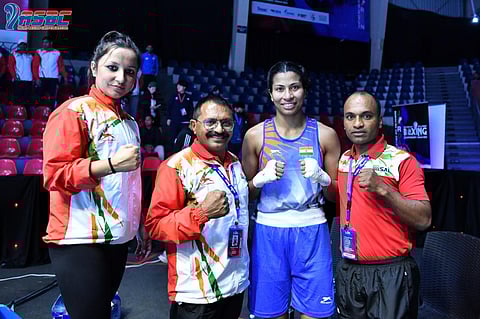 Lovlina with her coaching staff after her victory on Friday | ASBC