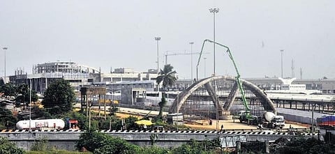 Work in progress at the bus terminus at Kilambakkam in Chennai | Martin louis