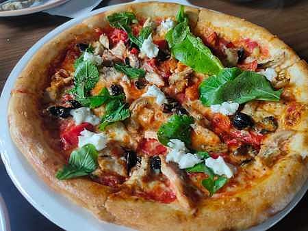 Calling all pizza lovers