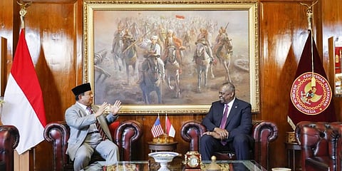 U.S. Secretary of Defense Lloyd Austin, right, meets with Indonesian Defense Minister Prabowo Subianto in Jakarta, Indonesia. (Photo | AP)