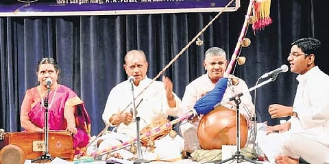 Virtues & visions in Villupattu