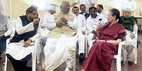 Tharoor, Kharge and Sonia Gandhi at AICC headquarters.