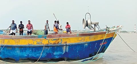 Coastal Security Group (CSG) police have booked around 30 members of the fishing community in Kodiyakarai. (Photo | EPS)