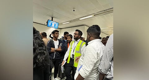 Passengers stranded at Hyderabad airport (Photo | EPS)