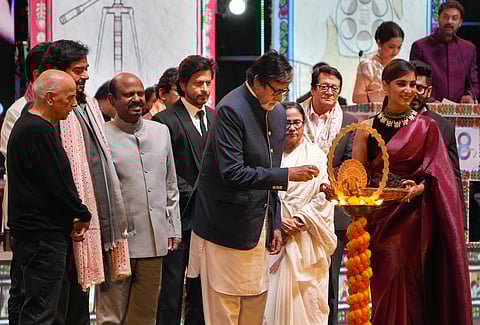 Megastar Amitabh Bachchan inaugurated the 28th edition of the Kolkata International Film Festival (KIFF) on December 15. (Photo | PTI)