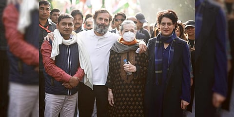 Congress leaders Rahul Gandhi with his mother Sonia Gandhi and sister Priyanka Gandhi Vadra during the Bharat Jodo Yatra, in New Delhi, Dec. 24, 2022. (Photo| PTI)