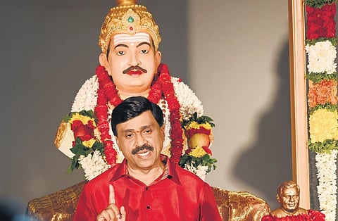 Gali Janardhana Reddy announces launch of his political outfit | Nagaraja Gadekal