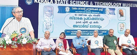 Kerala State Planning Board vice-chairman V K Ramachandran delivering the 11th K M Basheer memorial lecture organised by Vakkom Moulavi Foundation Trust (File photo)