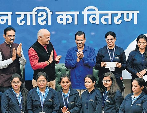CM Arvind Kejriwal, Deputy CM Manish Sisodia and Rajya Sabha MP Ashok Mittal during a felicitation and Interaction with Yoga Instructors on Friday | parveen negi