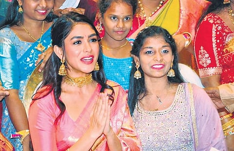 Actor Mrunal Thakur at the inaugural ceremony of Lucky shopping mall I Express