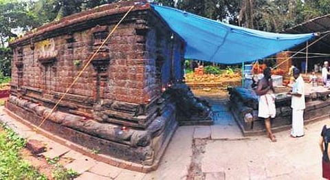 Muslims donate land to build temple road in Kerala