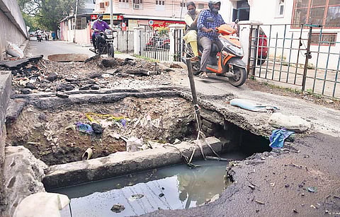Railway Border Road at Kodambakkam was dug up several months ago but not re-laid | Ashwin Prasath