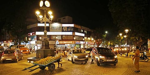 After the signal from the RS Puram junction was removed for the Coimbatore Smart City projects, traffic on the road is being disrupted frequently. (Photo | Express)