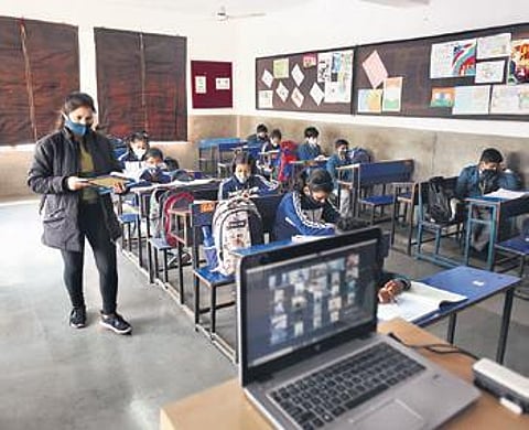 Classes resume at Vidya Bal Bhawan School in Mayur Vihar | parveen negi
