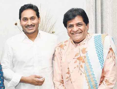 Film actor Ali meets Chief Minister YS Jagan Mohan Reddy at the latter’s camp office in Tadepalli on Tuesday I Express