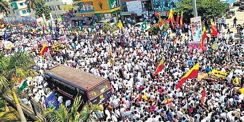 A huge crowd taking part in the Mekedatu Padayatra en route to Ramanagara. (File photo | EPS)