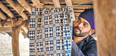 ‘The Khes Project’ has been documenting various categories of ‘Khes’, archiving its visual language, and analysing the process involved in ‘Khes’ weaving