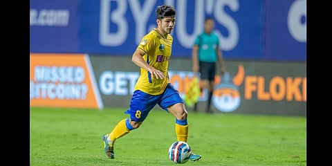 Kerala Blasters midfielder Ayush Adhikari looks to make a pass at a teammate against NorthEast United at the Tilak Maidan Vasco on Friday.(Photo | ISL)