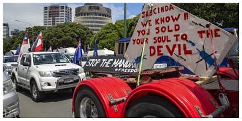 A convoy of vehicles block a road near New Zealand's Parliament in Wellington Tuesday, Feb. 8, 2022. (Photo:AP)