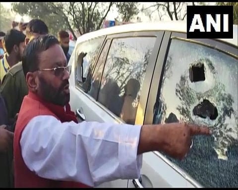 The incident happened when Maurya's convoy came face-to-face with a BJP procession. (Photo | Twitter/ANI)