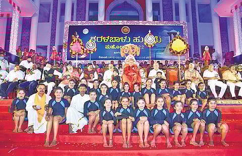 Students of Taralabalu School in Sirigere, Chitradurga district, perform the aerial sport of Malli Hagga, an offshoot of the Mallakhamb, on various national platforms. So far, more than 500 girls have