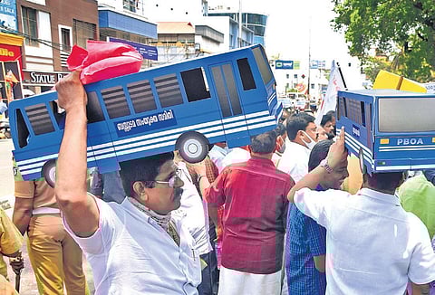 The Bus Owners’ Joint Council staginga protest in front of the Secretariat in Thiruvananthapuram on Monday demanding hike in bus fare | B P Deepu