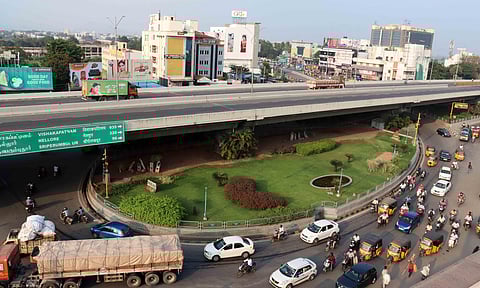 Roundabout in Green circle junction in Vellore. (File photo | EPS)