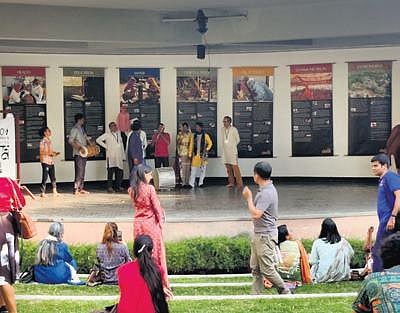 A few glimpses of the Barefoot College Tilonia crafts bazaar as well as a puppet show at Triveni Kala Sangam, Mandi House on Friday
