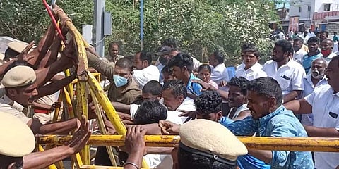 Elections were suspended for chairperson in Udhenthiram town panchayat in Tirupathur on Friday. | Express