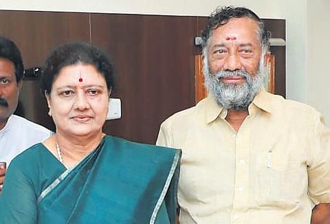 VK Sasikala with O Raja in Thoothukudi on Friday | Express