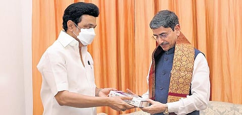 Chief Minister MK Stalin with Governor RN Ravi (File photo | Express)