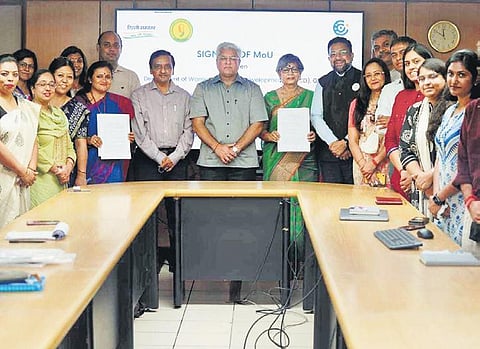 Minister Kailash Gahlot along with officials of the Department of Women and Child Development and the Skill and Entrepreneurship University on Monday | twitter