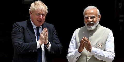 PM Narendra Modi (R) and UK counterpart Boris Johnson. (Photo| AP)