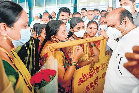 CM Basavaraj Bommai listens to grievances of people in Hubballi on Thursday