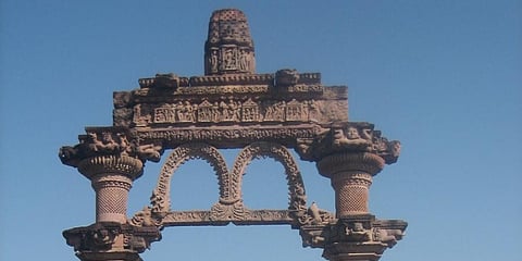 Hindola Torana (entrance portal) of what remains of the Vishnu temple in Gyaraspur in Vidisha district.