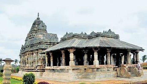 Brahma Jinalaya at Lakkundi