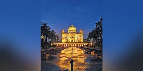 ANJUM @KHANAA_BADOSH